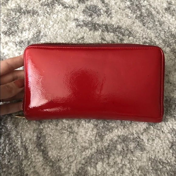 YSL Classic Ligney Zip-Around Wallet Red Calfskin - Picture 2 of 7